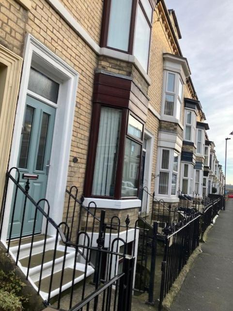 Rovers' Retreat Whitby George Street Esterno foto
