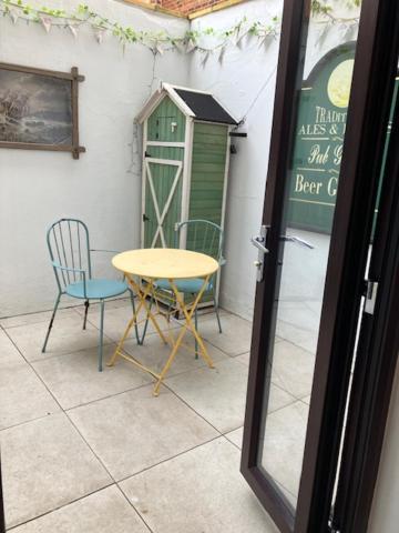 Rovers' Retreat Whitby George Street Esterno foto